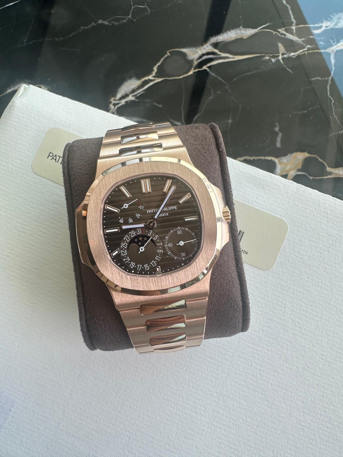 Patek Philippe - Nautilus Moon Phase Rose Gold 5712/1R-001
