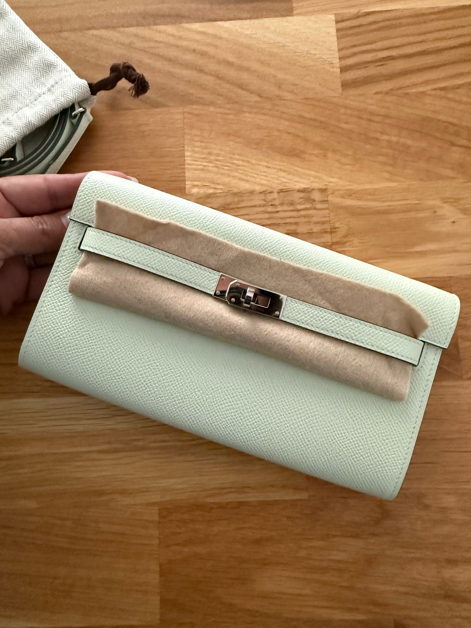 Hermès - Kelly To Go Vert Fizz