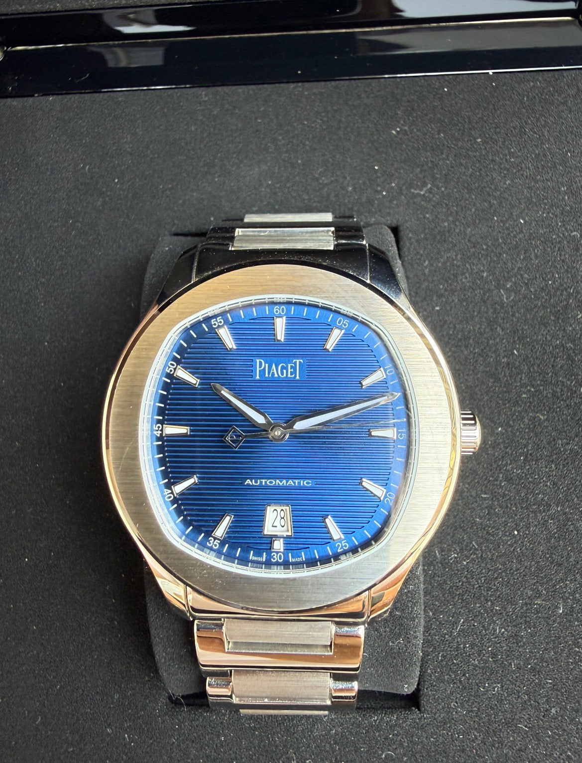 Piaget Polo Date Stainless Steel Blue Dial G0A41002