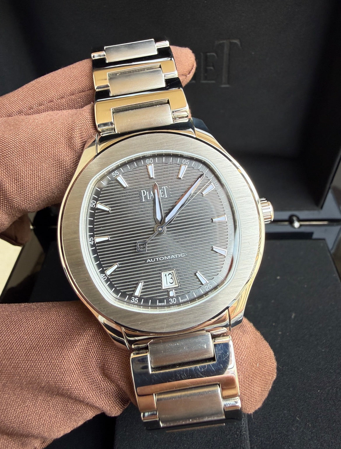 Piaget Polo Date Stainless Steel Black Dial G0A41002