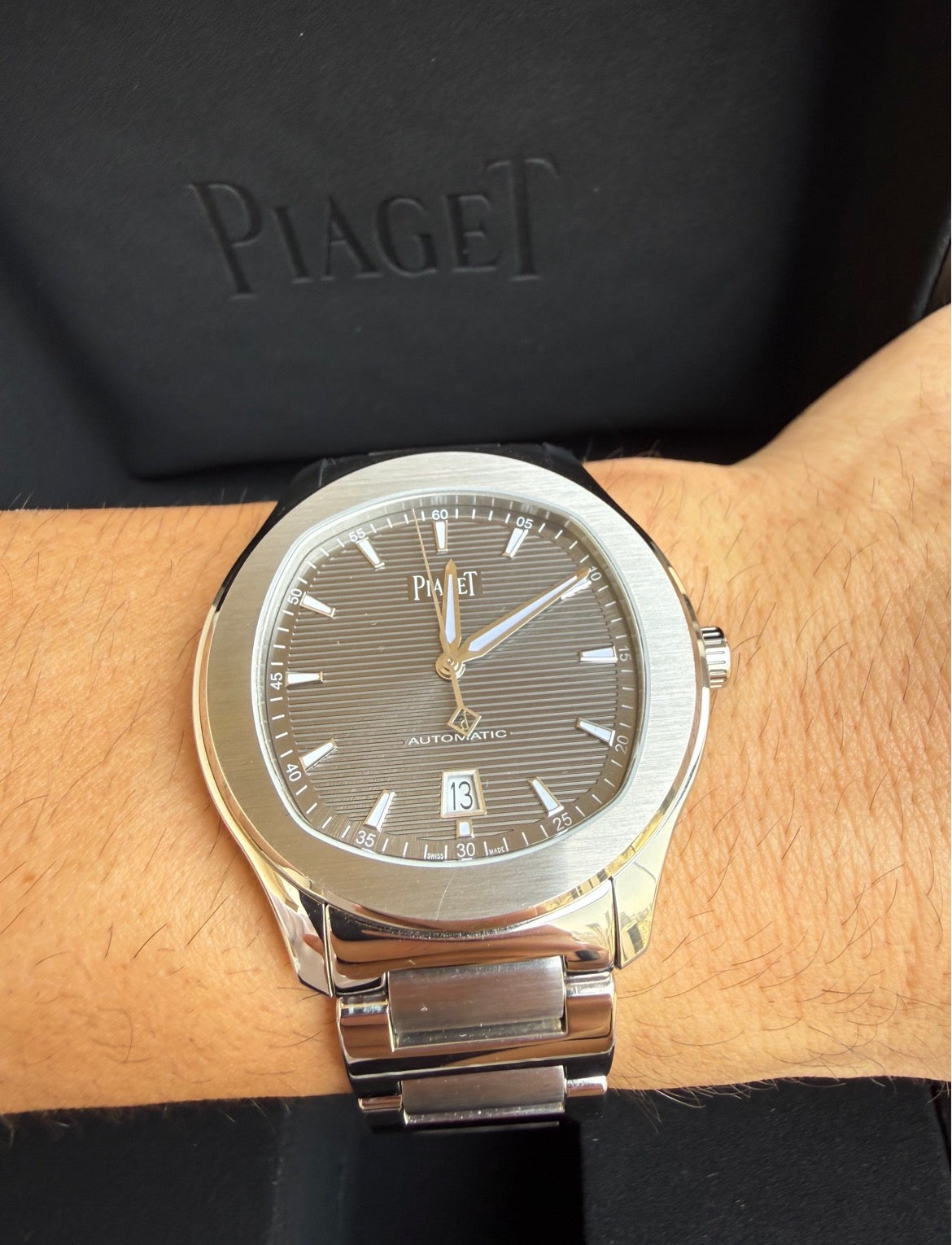 Piaget Polo Date Stainless Steel Black Dial G0A41002