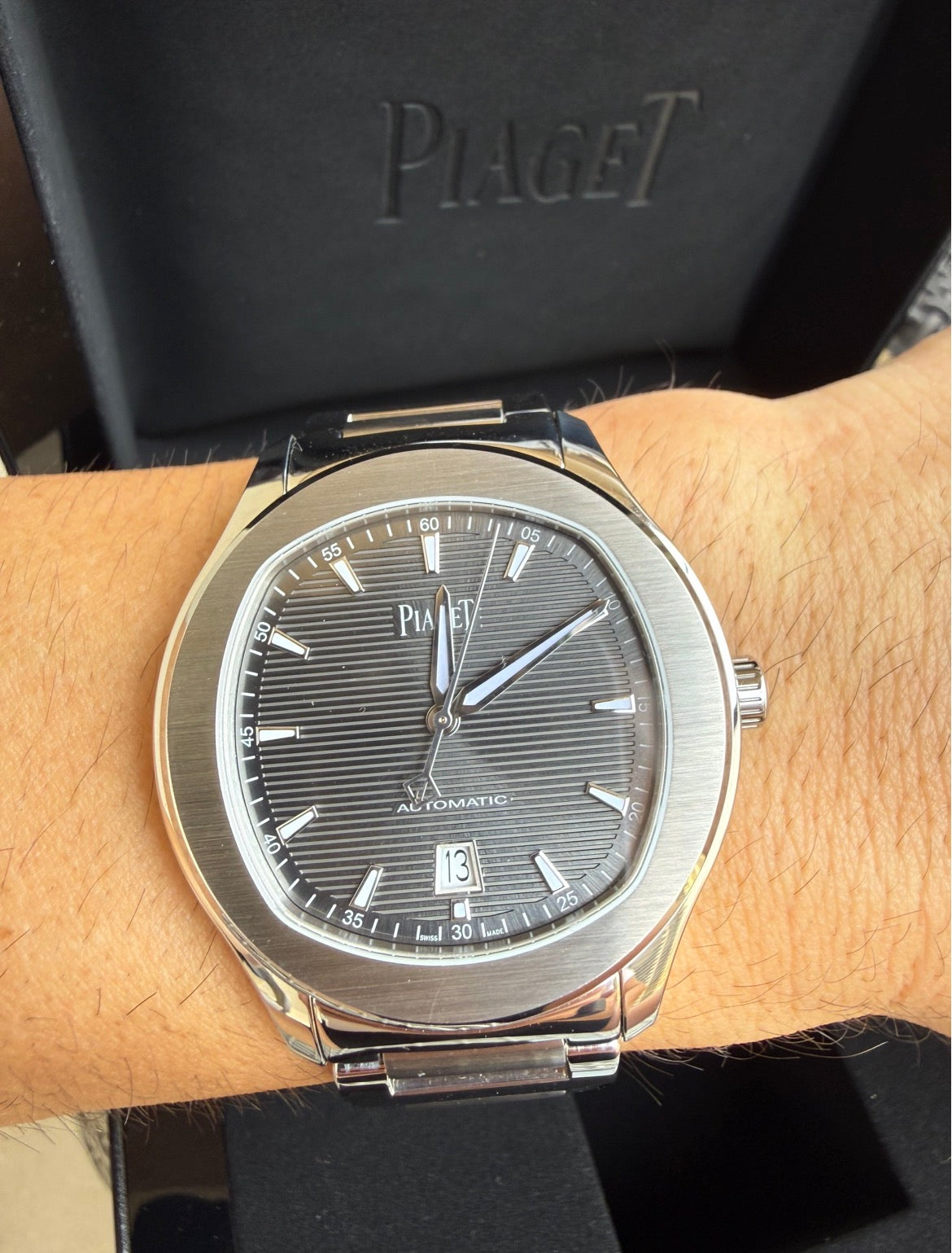 Piaget Polo Date Stainless Steel Black Dial G0A41002