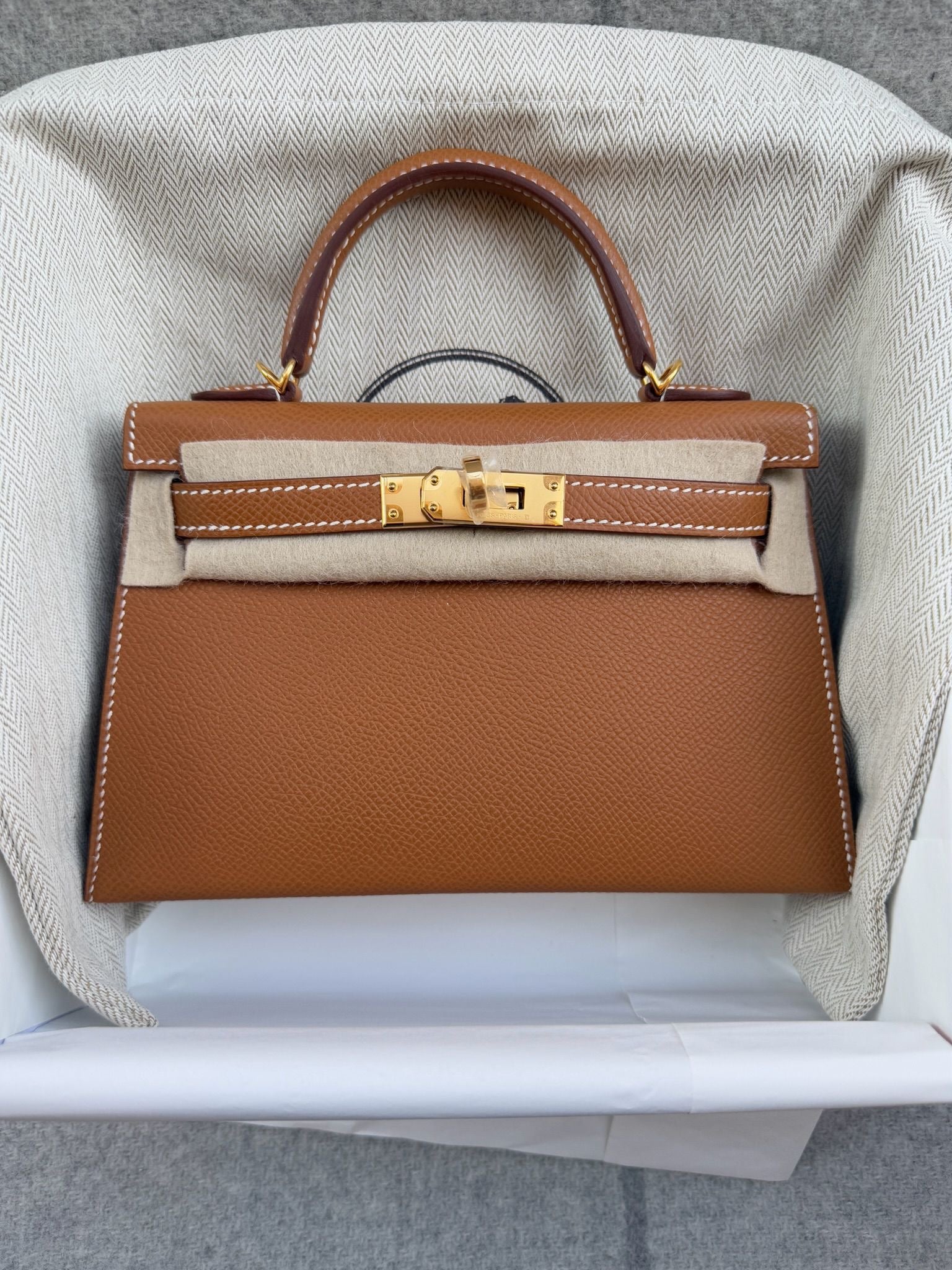 Hermès - Mini Kelly Gold Epsom
