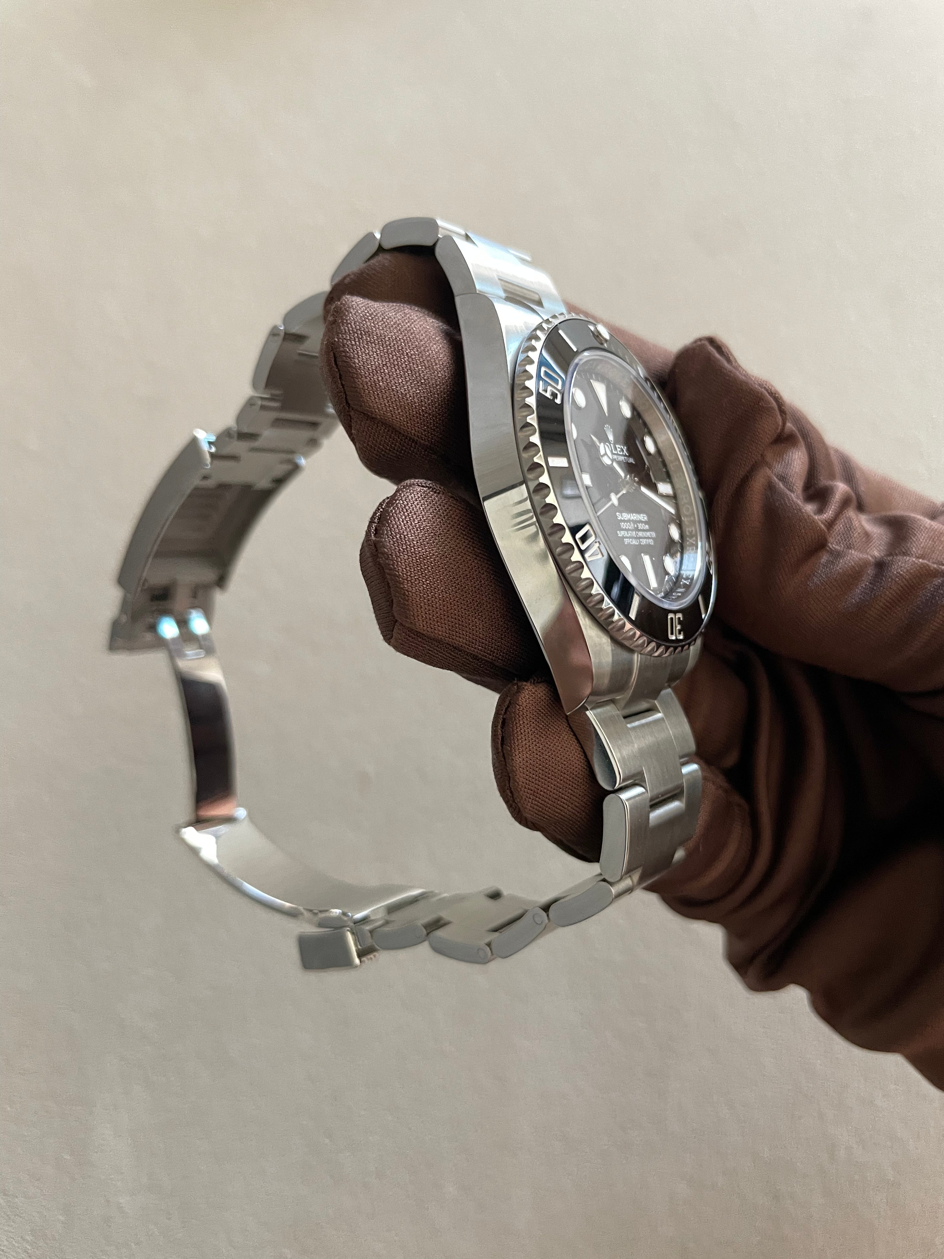 Rolex Submariner 41mm Black Dial 124060